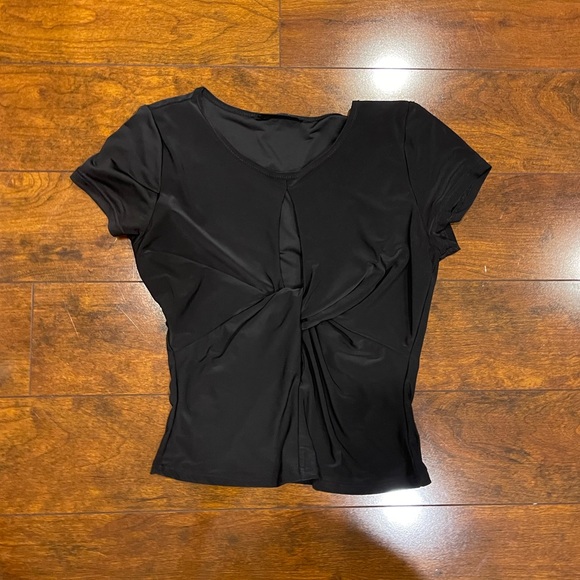 Black going out top with cut out - Picture 1 of 1